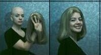 Лысые девушки в париках, до и после парика.
Лысеющие женщины. Фотографии актрис, фотомоделей в разных париках,
загримированных под лысых женщин.